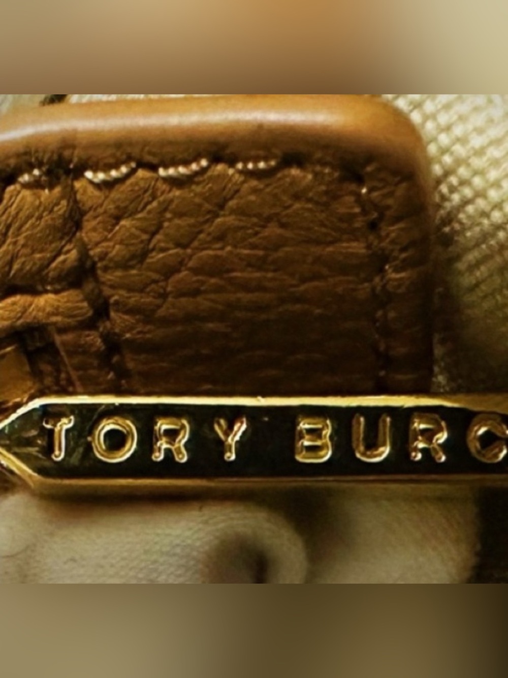 Vintage Tory Burch Mustard Leather Tote with Charm shoulder bag - Picture 13 of 15